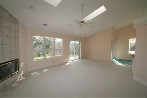 945 Hillsdale Ct, Redding, CA 96003 photo 12