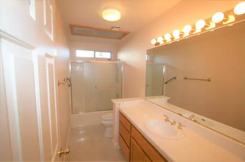 945 Hillsdale Ct, Redding, CA 96003 photo 27