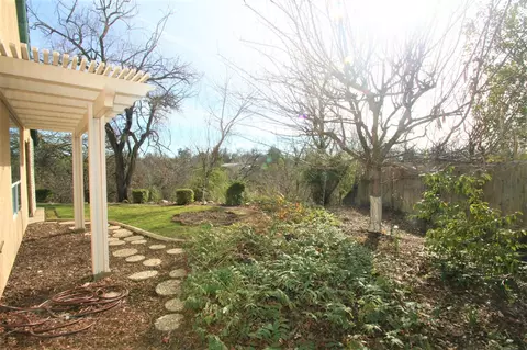 945 Hillsdale Ct, Redding, CA 96003 photo 40