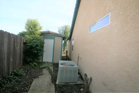 945 Hillsdale Ct, Redding, CA 96003 photo 48