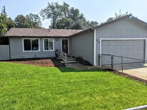 3513 Adams Ln, Redding, CA 96002 photo 1