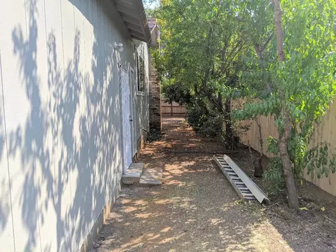 3513 Adams Ln, Redding, CA 96002 photo 34