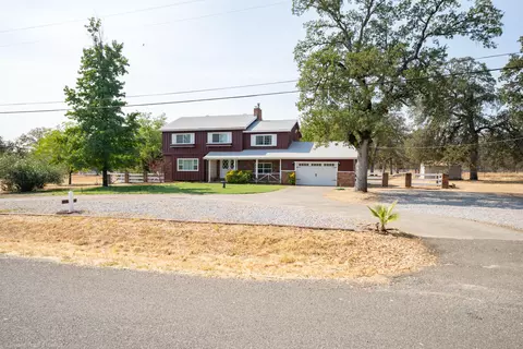 9912 Logan Rd, Redding, CA 96003 photo 2