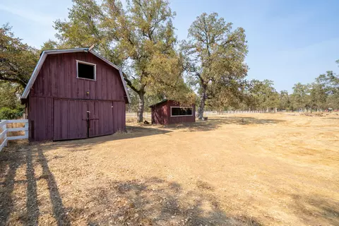 9912 Logan Rd, Redding, CA 96003 photo 51