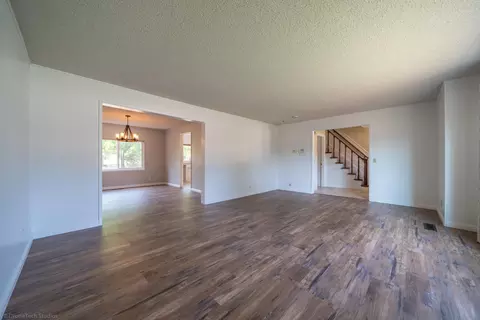 9912 Logan Rd, Redding, CA 96003 photo 12