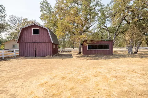 9912 Logan Rd, Redding, CA 96003 photo 50