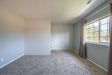 9912 Logan Rd, Redding, CA 96003 photo 31