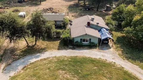 5541 Riverland Dr, Anderson, CA 96007 photo 5