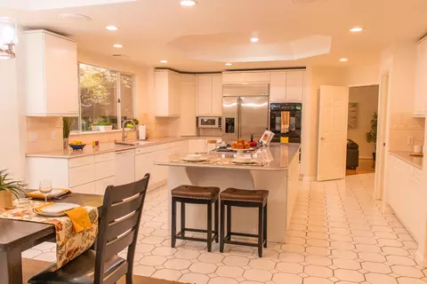 13385 Pala Mesa Cir, Redding, CA 96003 photo 6