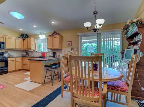 4607 Fiddleneck Dr, Redding, CA 96002 photo 6