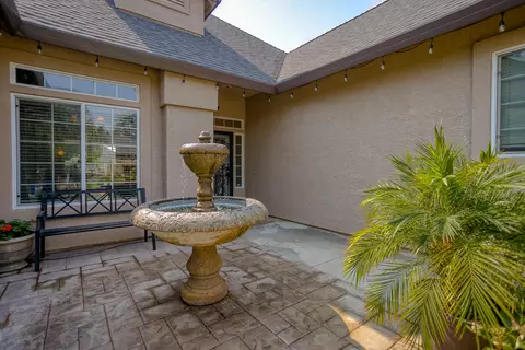 2763 Montana Sky Dr, Redding, CA 96002 photo 3