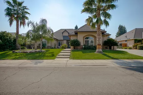 2763 Montana Sky Dr, Redding, CA 96002 photo 2