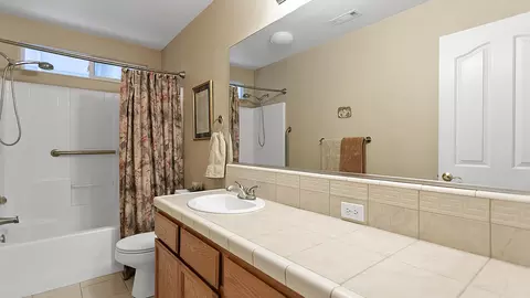 7312 Platinum Way, Redding, CA 96001 photo 11