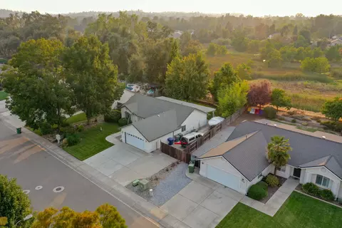 7312 Platinum Way, Redding, CA 96001 photo 13