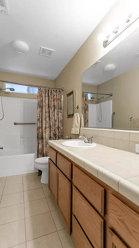 7312 Platinum Way, Redding, CA 96001 photo 36