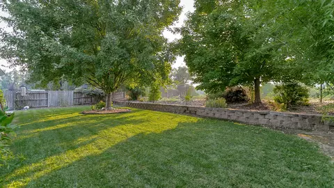 7312 Platinum Way, Redding, CA 96001 photo 39
