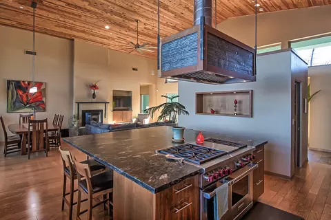 9747 Brickwood Dr, Redding, CA 96001 photo 5