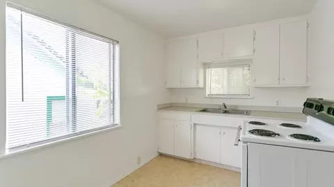 1635 Magnolia Ave, Redding, CA 96001 photo 6