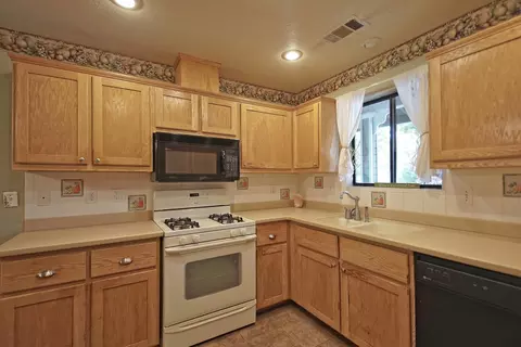2249 Harlan Dr, Redding, CA 96003 photo 29