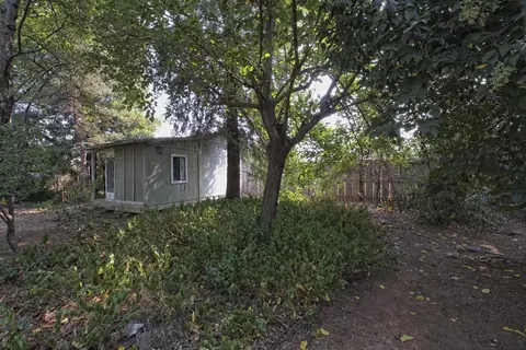 2249 Harlan Dr, Redding, CA 96003 photo 11