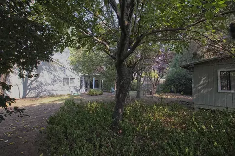 2249 Harlan Dr, Redding, CA 96003 photo 15