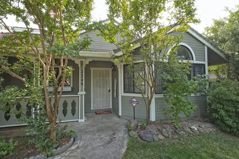 2249 Harlan Dr, Redding, CA 96003 photo 3