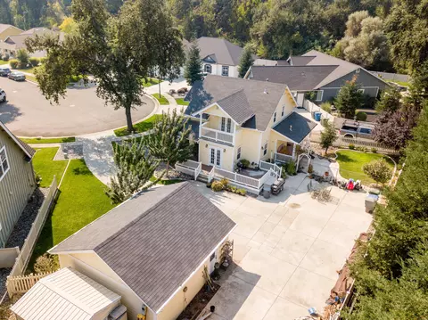 5501 Lexi Ln, Redding, CA 96001 photo 7
