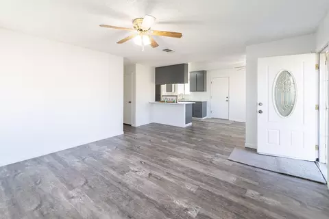 2610 Toyon St, Anderson, CA 96007 photo 3