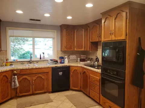 3375 Toro Way, Redding, CA 96002 photo 14