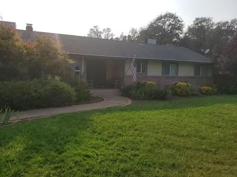 3375 Toro Way, Redding, CA 96002 photo 2
