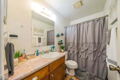 5576 Mountain View Dr, Redding, CA 96003 photo 9