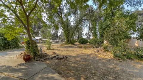 6830 W Waverly Ave, Redding, CA 96001 photo 17