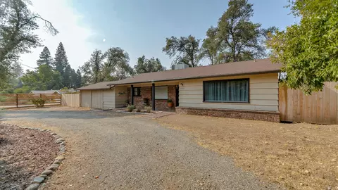 6830 W Waverly Ave, Redding, CA 96001 photo 1