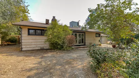 6830 W Waverly Ave, Redding, CA 96001 photo 18