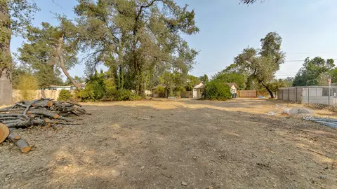 6830 W Waverly Ave, Redding, CA 96001 photo 20