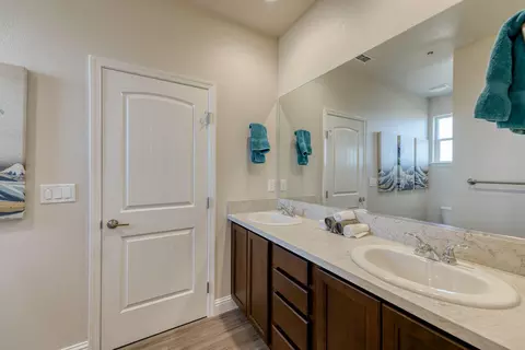 867 Congaree Ln, Redding, CA 96001 photo 11