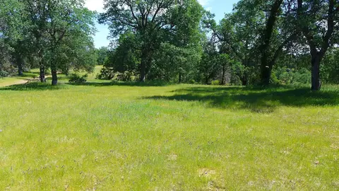 4573 Peaceful Ridge Rd, Redding, CA 96001 photo 5