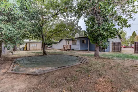 19075 Genevieve Rd, Redding, CA 96003 photo 7
