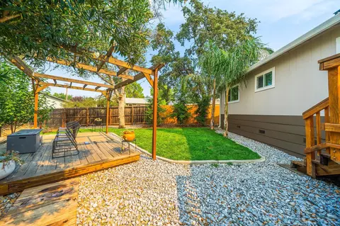4510 Meadow Ln, Redding, CA 96001 photo 22