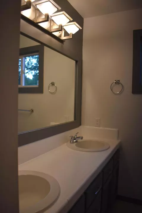3419 Cessna Dr, Redding, CA 96001 photo 21