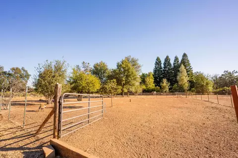 12350 Alpha Ln, Redding, CA 96003 photo 58