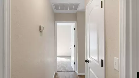 2755 Teal, Redding, CA 96001 photo 6