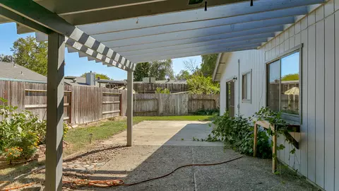 2755 Teal, Redding, CA 96001 photo 22