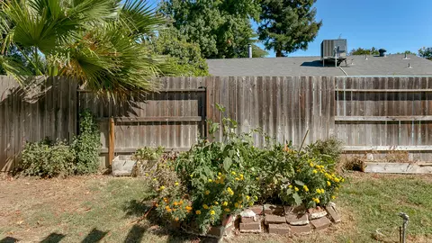 2755 Teal, Redding, CA 96001 photo 23