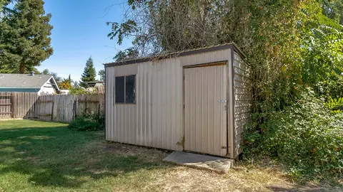 2755 Teal, Redding, CA 96001 photo 14