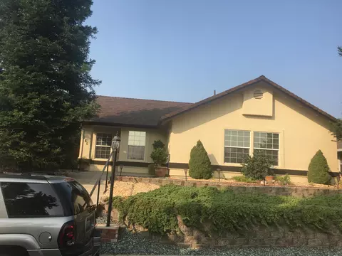 366 Bountiful Path, Redding, CA 96003 photo 2