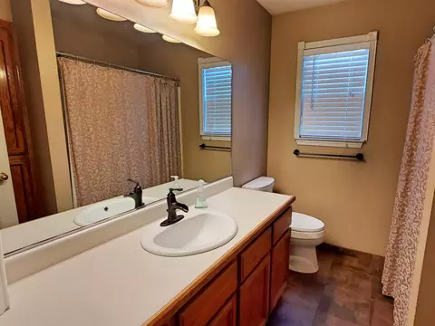 4753 Tralee Ln, Redding, CA 96001 photo 10
