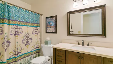 3326 Auburn Dr, Redding, CA 96001 photo 8