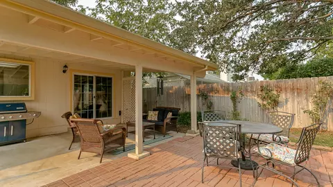 3326 Auburn Dr, Redding, CA 96001 photo 39