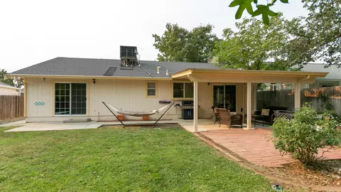3326 Auburn Dr, Redding, CA 96001 photo 14